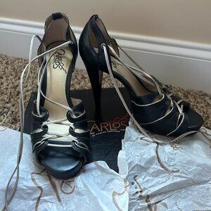 Carlos Santana Titan 7M Black Gold Genuine Leather Strappy Lace Up Tie Leg